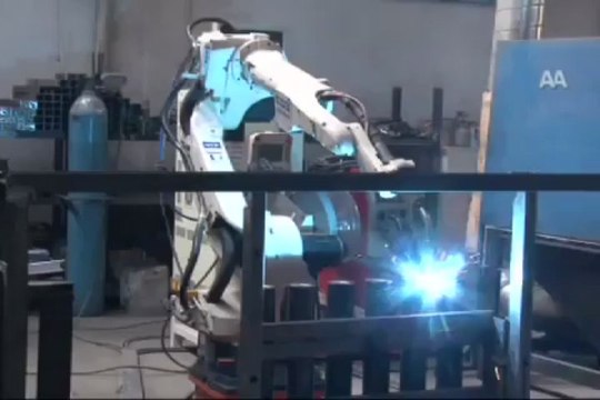 Öğretmen yatak ihraç ediyor