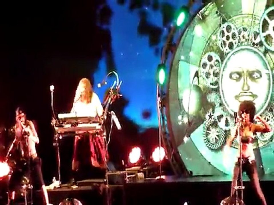 Shaka Ponk My name is stain, concert au Liberté Rennes le 30 mars 2012