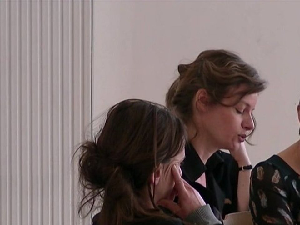 Voix de femmes : théâtre, pouvoir, traduction 1/5