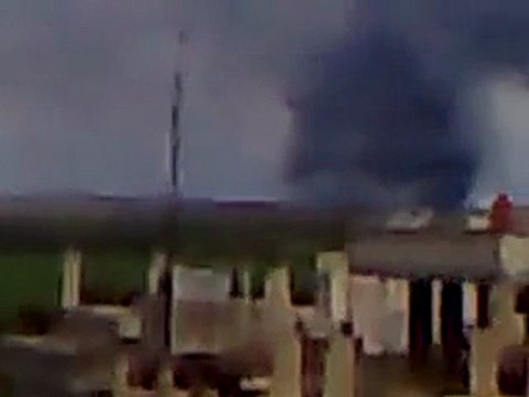 فري برس درعا خربة غزالة تصاعد كثيف للدخان نتيجة القصف العشوائي 31 3 2012