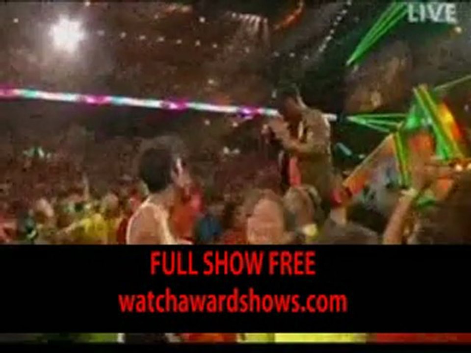 Will Smith dumps slime on Halle Berry Kids Choice Awards 2012