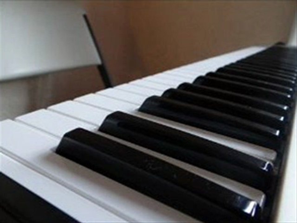 Good Sound Yamaha YPG-235 76-Key Portable Grand Piano Premium Pack