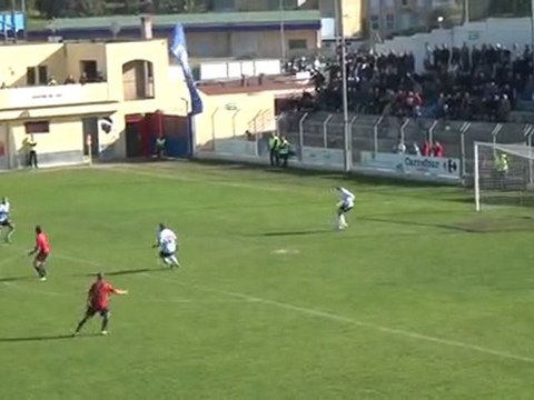 Résumé GFCOA-Fréjus St Raphael (30ème journée de National)