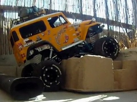 1/10 rc tamiya CR 01 bj40 tests tries
