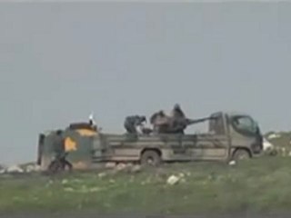 فري برس دمشق المدافع تدك مدينة أفاميا الأثرية