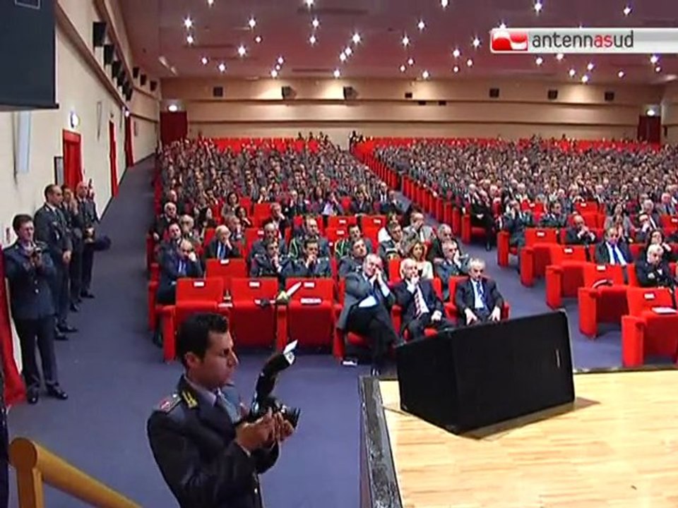 TG 31.03.12 Scuola allievi Gdf Bari, inaugurato nuovo anno di studi