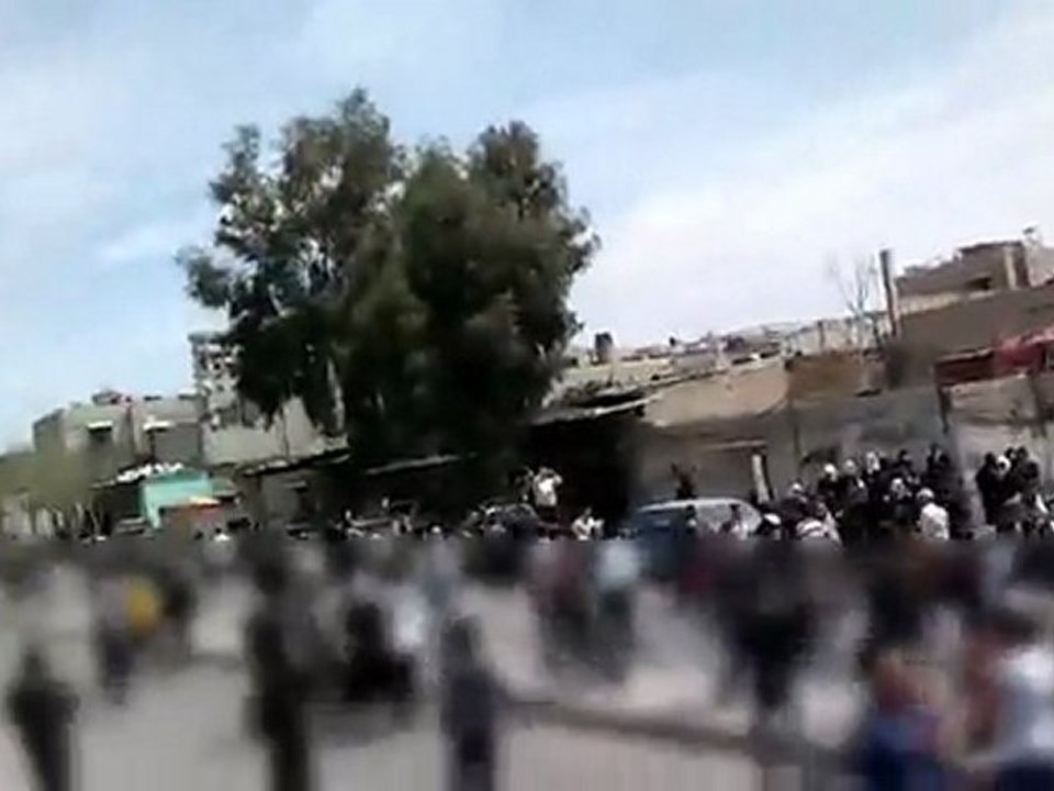 فري برس دمشق إلتقاء موكب الشهداء القادم بالمشيعين تشييع كفرسوسة31 3 2012