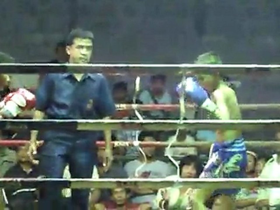 combat boxe thailandaise