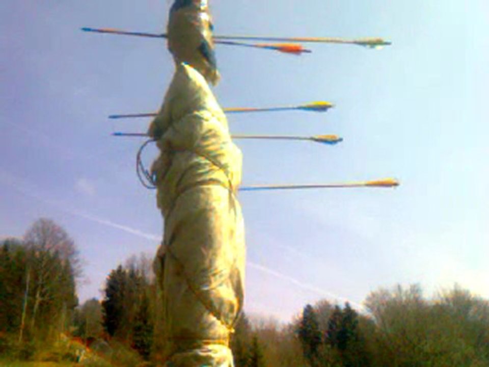 Entrainement tir à l'arc sur mannequin