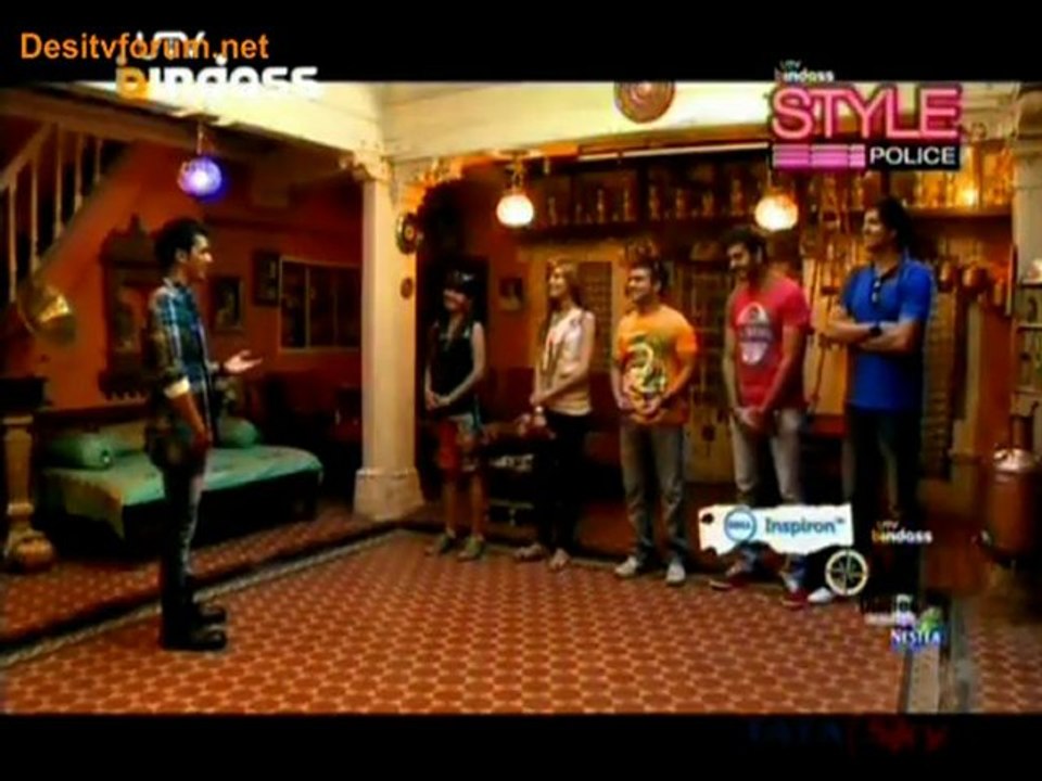 Bindass Road Diaries - 1st April 2012 Video Watch Online Pt1