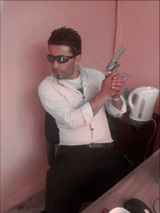 emrah  şahin    isyan        halil sezai   parçası