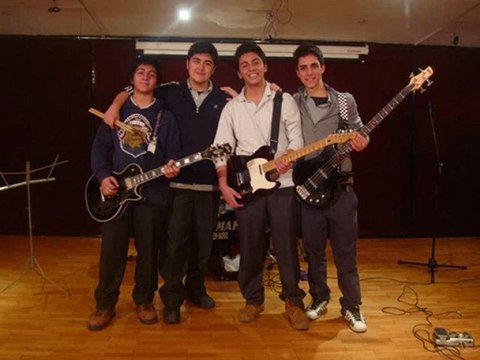 Vodafone Freezone 15. Liselerarası Müzik Yarışması - Özel Doğan Anadolu Lisesi - HAYATINI YAŞA! - BU BESTE(2) DE FİNALE KALAMAMIŞTIR!!! - Yorum sizlerin...