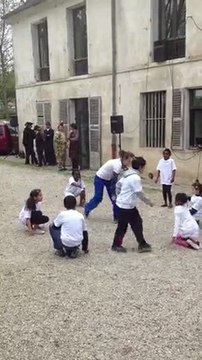 Capoeira des enfants Intermèdes Robinson