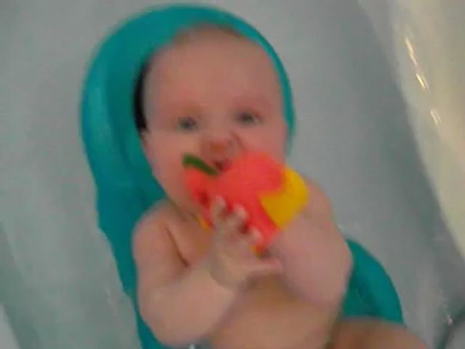 Le bain du bambichou