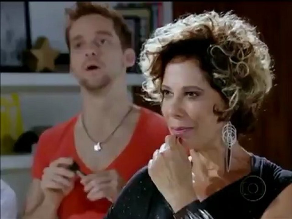 Renata Castro Barbosa em FINA ESTAMPA