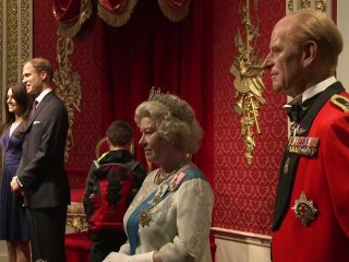 Kate et William rejoignent la famille royale chez Mme Tussauds