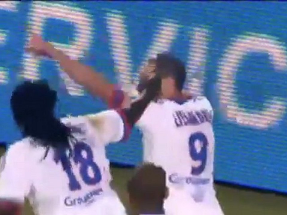 Lyon per Ping-Pong-Tor zum Punktgewinn