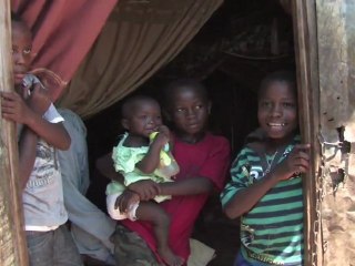 Mayotte : les orphelins de la République