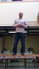 V. et M. chantent pour les petits lapins!!!