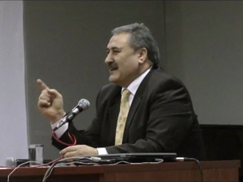 NİĞDE İL MÜFTÜLÜĞÜ NİĞDE ÜNİVERSİTESİ ÖĞRENCİ KONSEYİ KONFERANS DEĞERLERİMİZİN AHLAKİ BOYUTU KONUŞMACI :HASAN ÇINAR - NİĞDE İL MÜFTÜSÜ 1.BÖLÜM