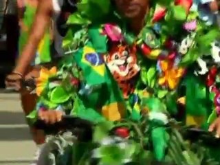 На пляж в Рио выехало 6000 велосипедистов