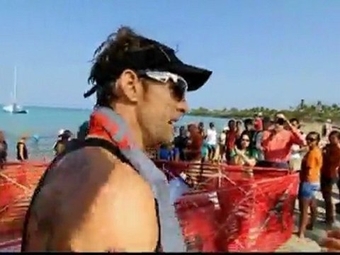 Jenson Button proves he's fit at the Lavaman Triathlon