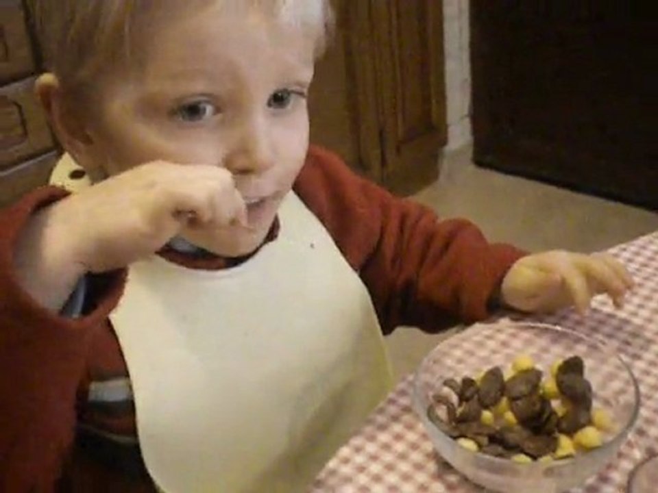 26/02/2012 - Brice prêt à affronter les rhinocéros