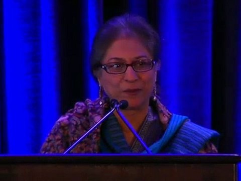 Asma Jahangir Accepts the Goler T. Butcher Medal