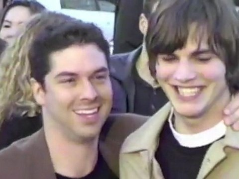 Ashton Kutcher to Play Steve Jobs in Biopic