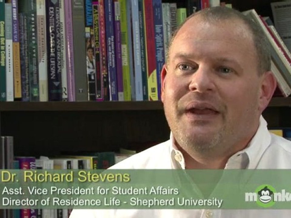 What are the drawbacks of campus involvement?