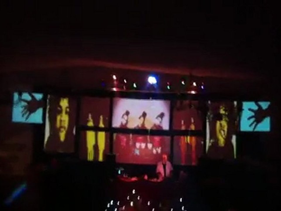 ELECTRO KARNIVAL SUCE MON BEAT