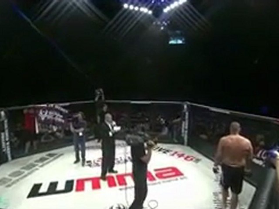 S34n McC0rkl3 vs Br14n H3d3n