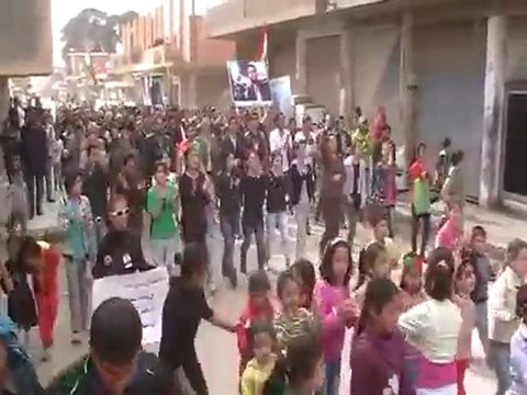 فري برس الحسكه احرار الدرباسية الاثنين الوفاء للشهيد جوان2 4 2012 ج2