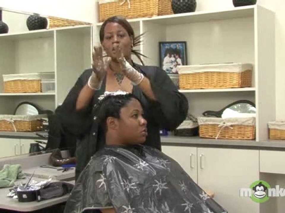 Applying Lightner to Hair