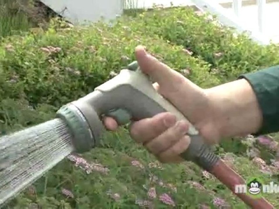 Garden Water Conservation – Adding Mulch and Soil Polymers