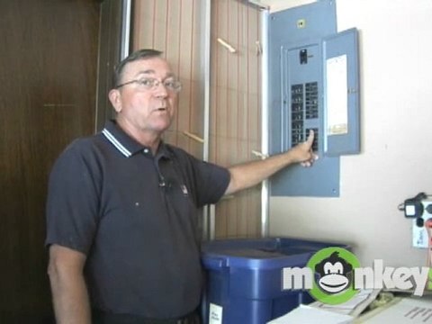 How to Remove your Old Garbage Disposer