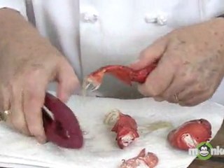 How to Crack Lobster Claws