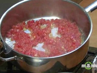 Pizza - How to Make Tomato Sauce