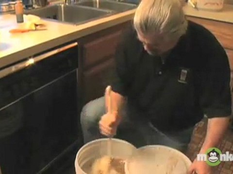 Brew Beer-Pitch Yeast & Rack to Bottling Bucket