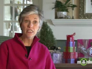 What are some tips regarding gift giving with friends and family?