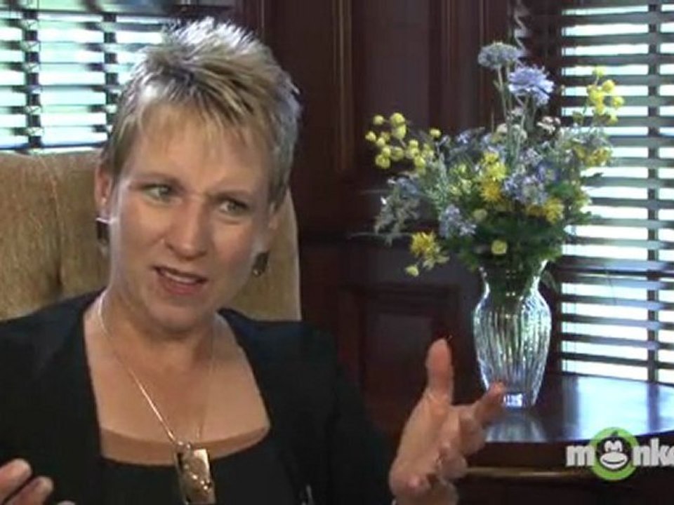 What is the second deadly dating sin for women?