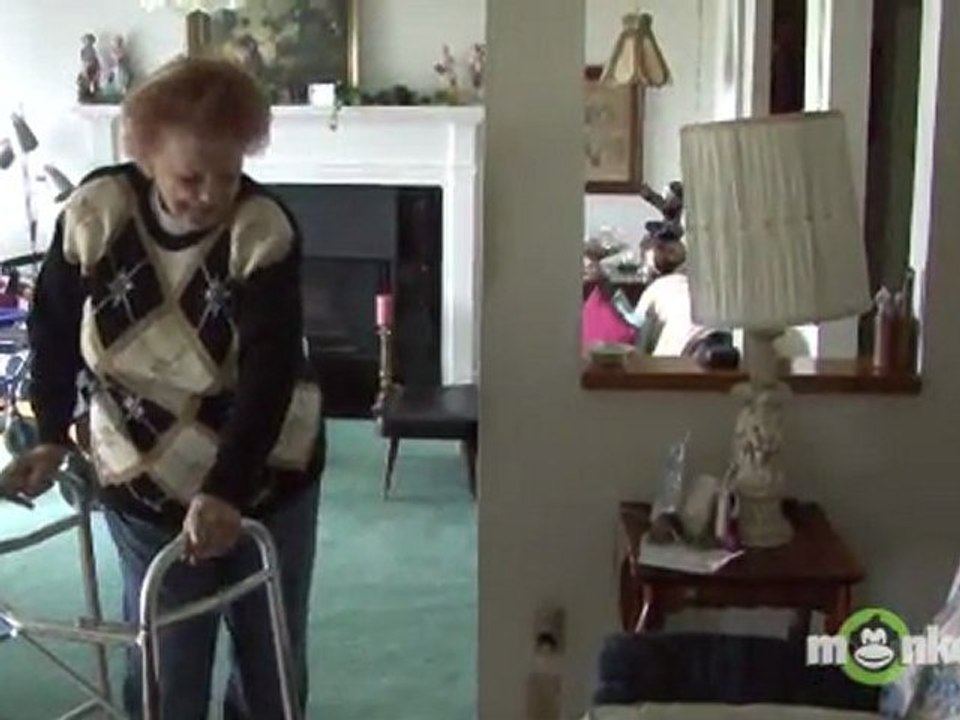 Elderly Home Safety - Warning Signs that a Senior is Struggling