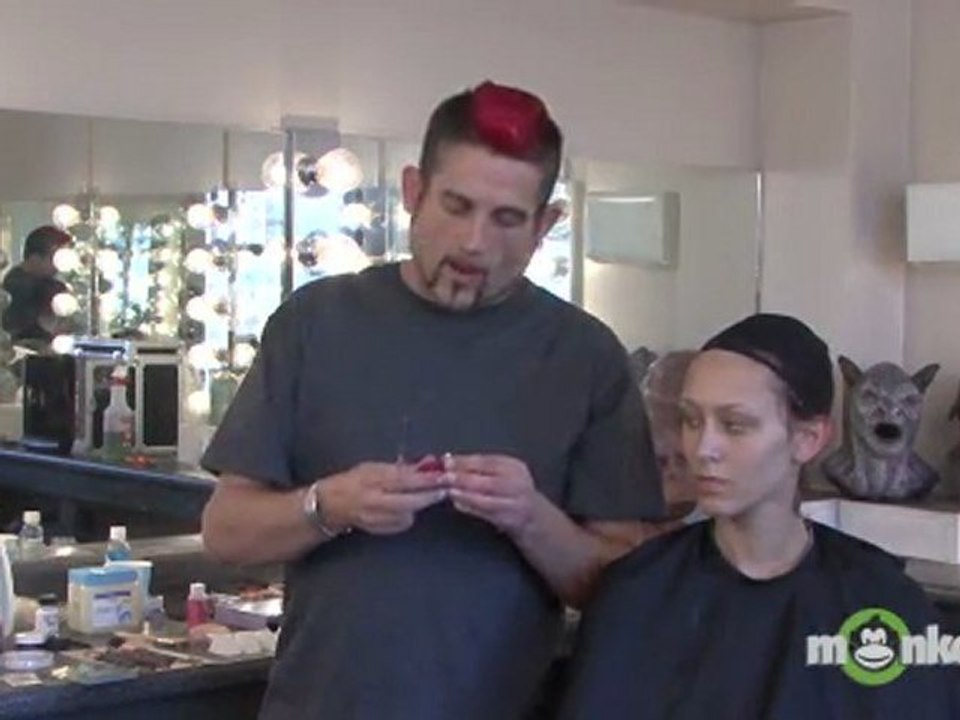 Vampire Makeup - Preparing Teeth