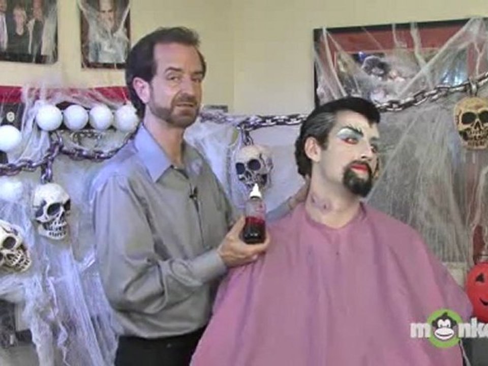 Vampire Halloween Makeup - Finishing Touches