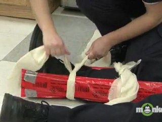 How to Splint a Broken Leg or Ankle