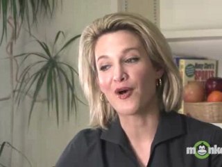 What can I keep at my desk or in my car for an emergency breakfast?