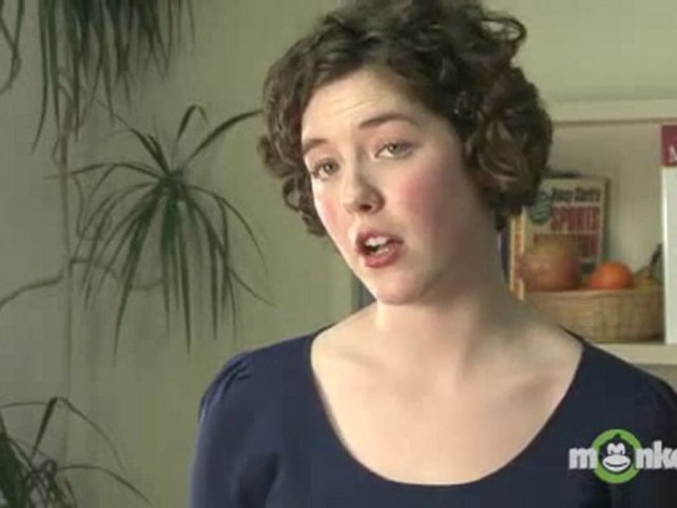 What's the difference between whole grains and refined grains?