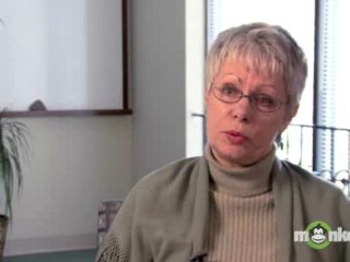 What is the difference between internal and external causes of stress?