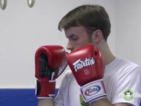 Muay Thai Kickboxing - How to Throw a Jab