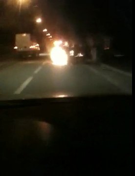 Scène de guerre à Lille : images choc : Le camp de Roms d'Hellemmes à Lille : ville de Martine Aubry